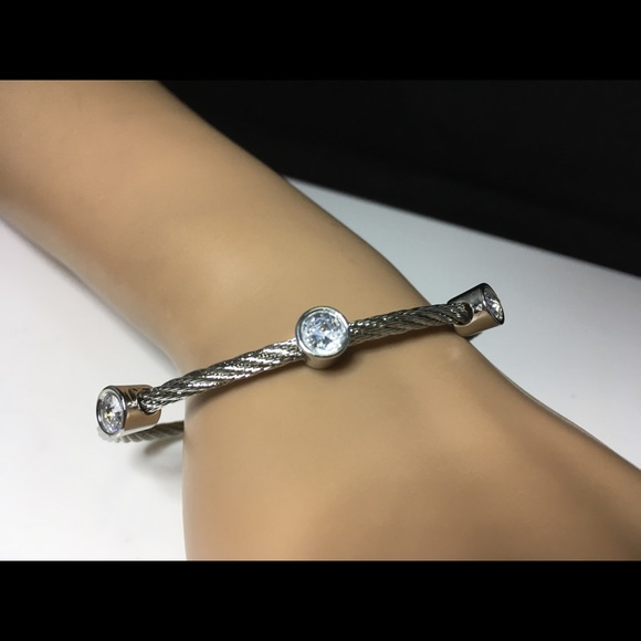 Jewelry - Picture 3 of 8